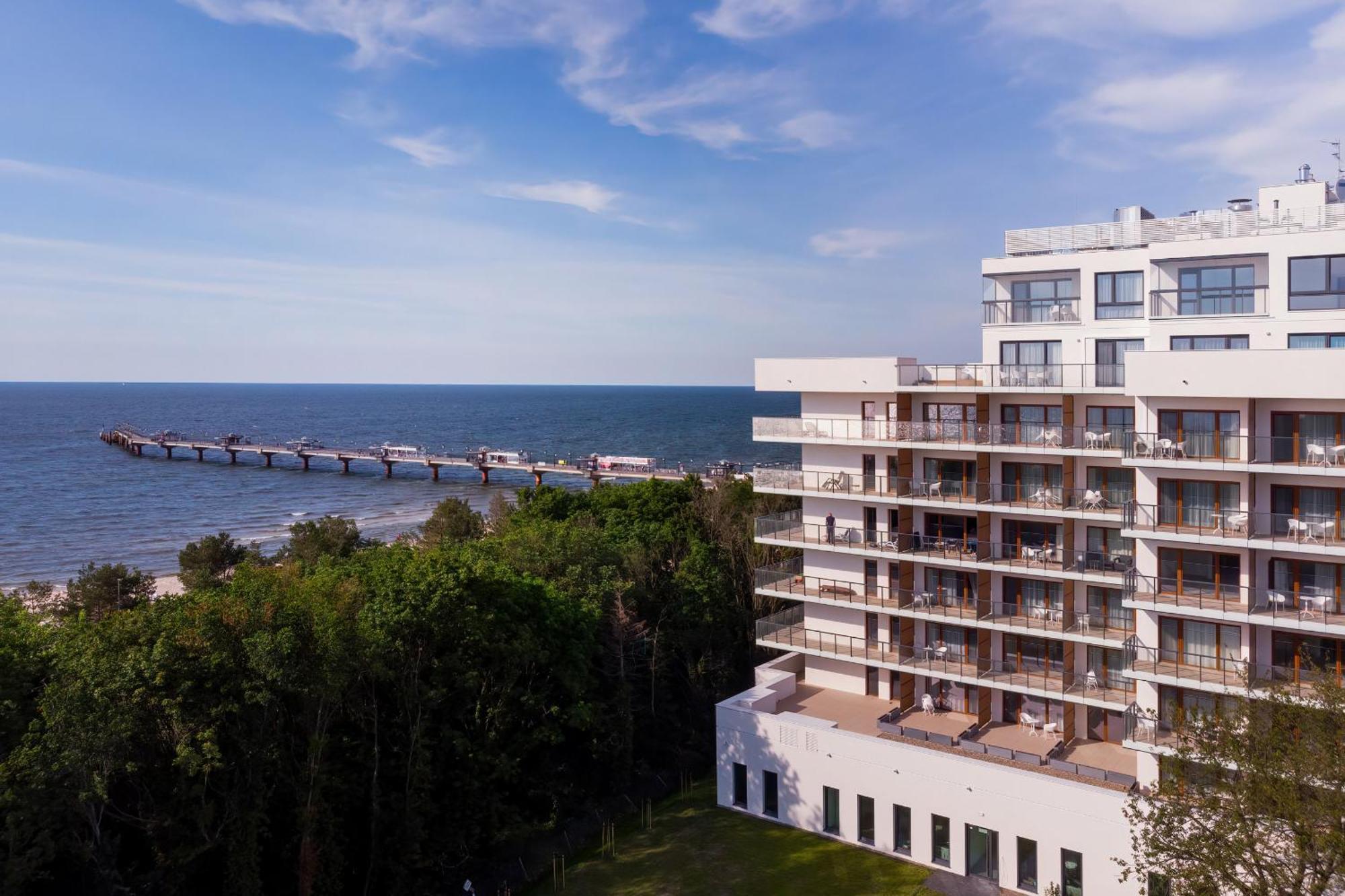 Aquamarina Prima Seaside Apartments By The Beach By Noclegi Renters Miedzyzdroje Exterior photo